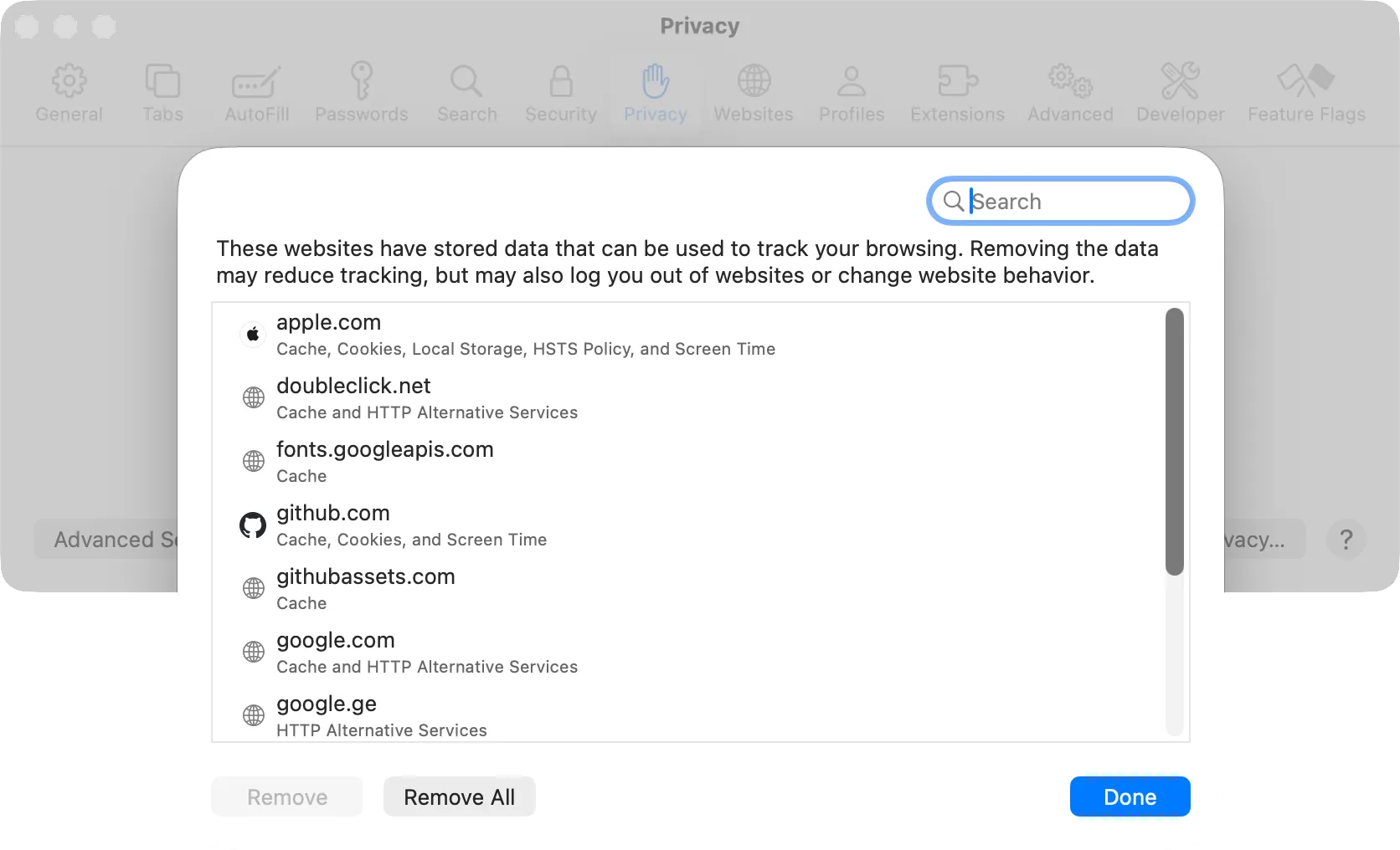 Safari Settings, Privacy: the list of websites that store data, with Remove and Remove All