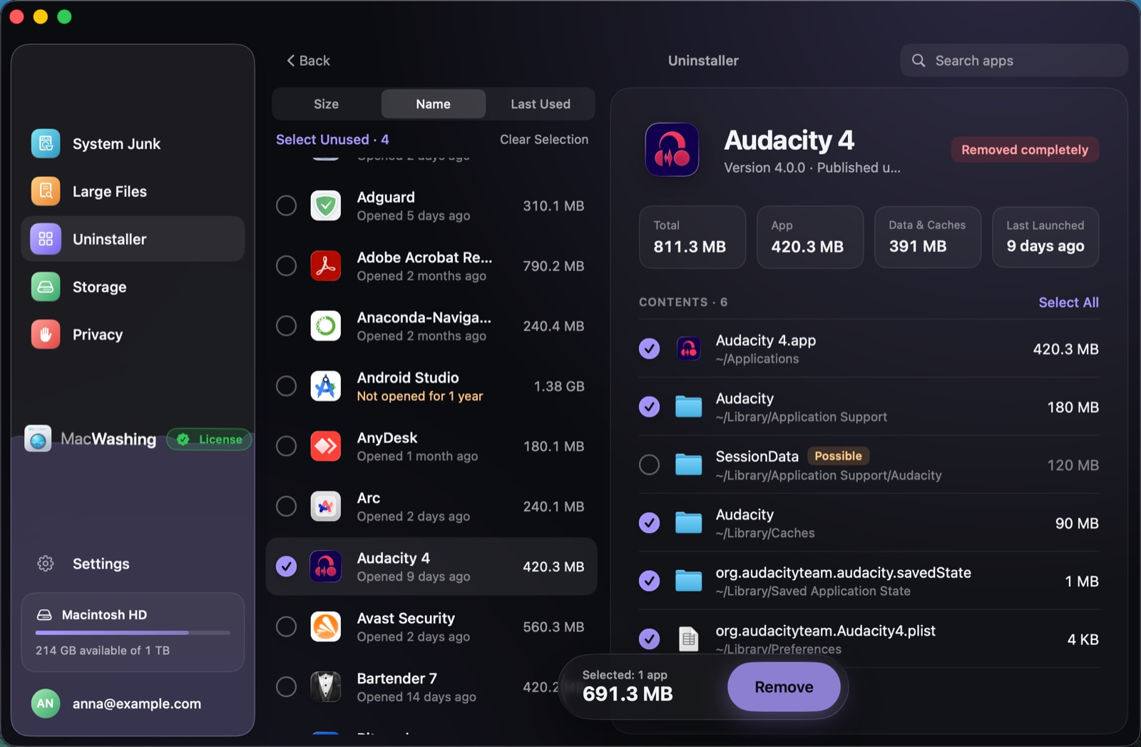 Uninstaller: a list of apps sorted by size with when each was last opened, Google Chrome selected with its app and cache sizes