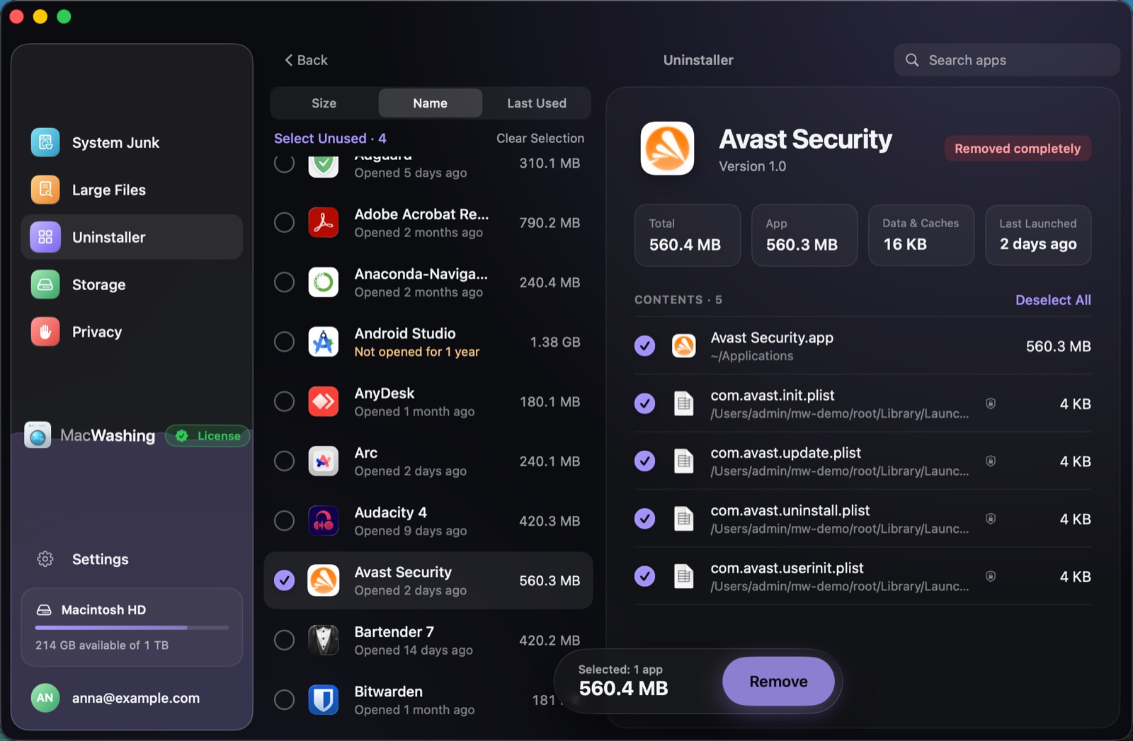 Uninstaller: a list of apps sorted by size with when each was last opened, Google Chrome selected with its app and cache sizes