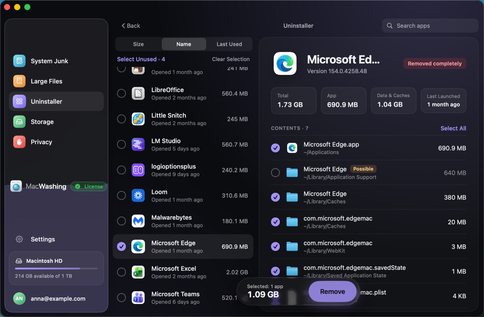 Uninstaller: a list of apps sorted by size with when each was last opened, Google Chrome selected with its app and cache sizes